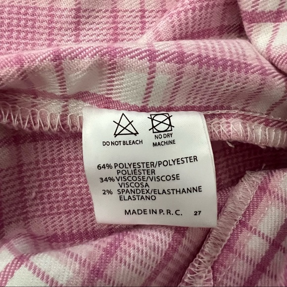 Brandy Melville Pink Plaid Skirt with front slits - Picture 9 of 9